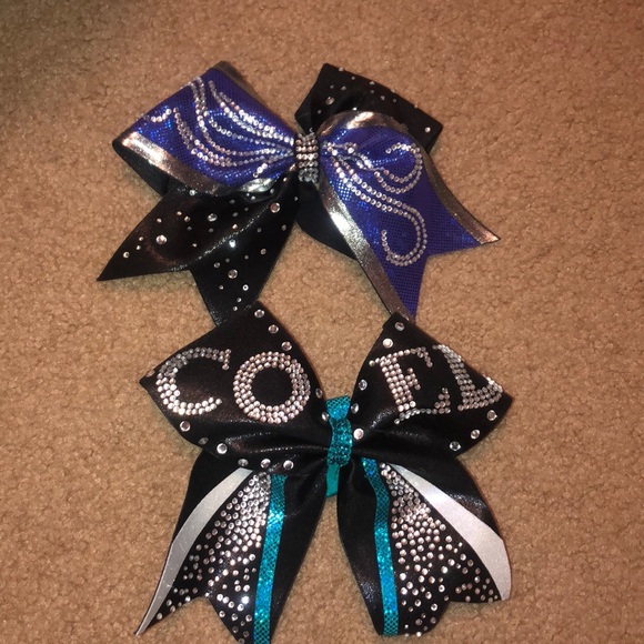 Coed elite bows - Picture 1 of 2